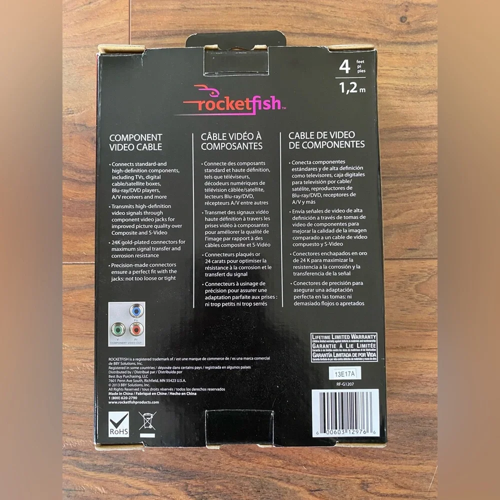NIB - Rocketfish Component Video Cable - 4 ft. - Picture 3 of 5